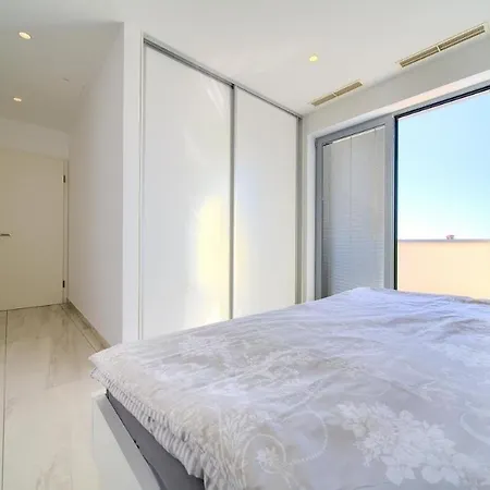 Luxury With A Swimming Pool Krk - 23992 Willa Krk Town