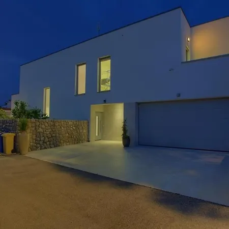 Luxury With A Swimming Pool Krk - 23992 Villa Krk Town