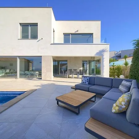 Luxury With A Swimming Pool Krk - 23992 Krk Town